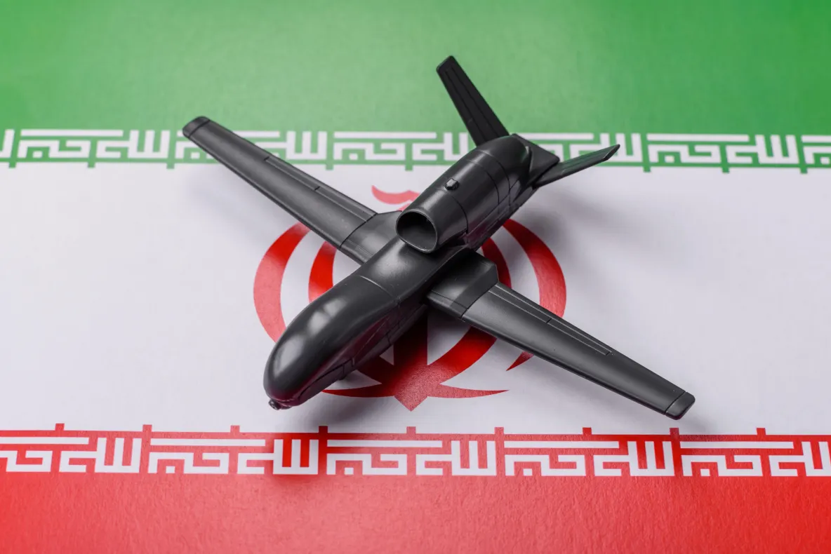 Iranul lovește baze militare americane din Bahrain și Kuweit. La ce să ne așteptăm după noua escaladare cu SUA