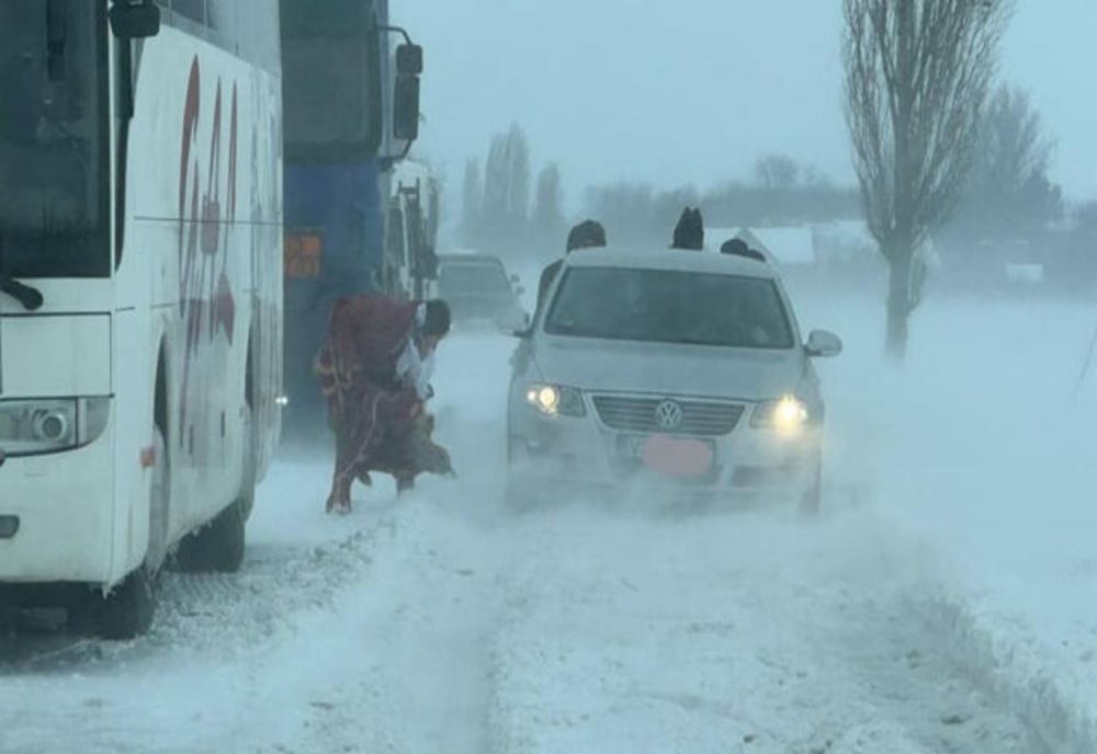 Infotrafic - Ce drumuri mai sunt închise la această oră în România, din cauza condițiilor meteo