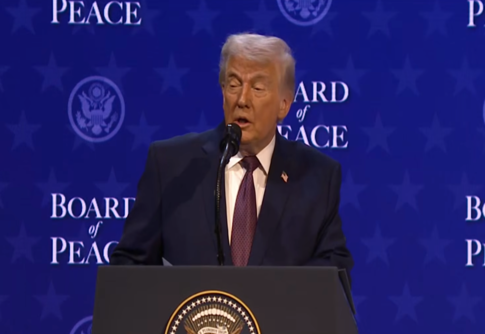 Trump amenință Iranul cu o intervenție militară: „O armată masivă se îndreaptă spre voi. Timpul se scurge”