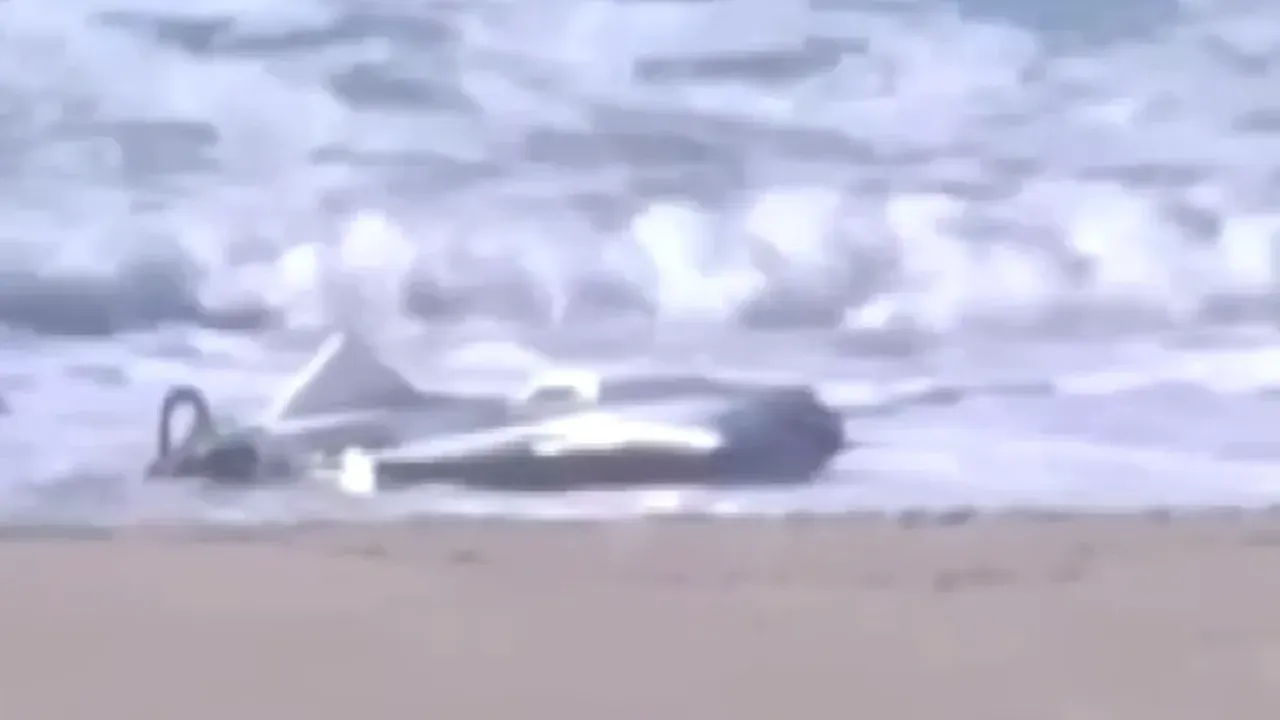 Două nave comerciale, lovite de drone în Marea Neagră, în zona economică a Bulgariei. Una dintre nave s-a scufundat