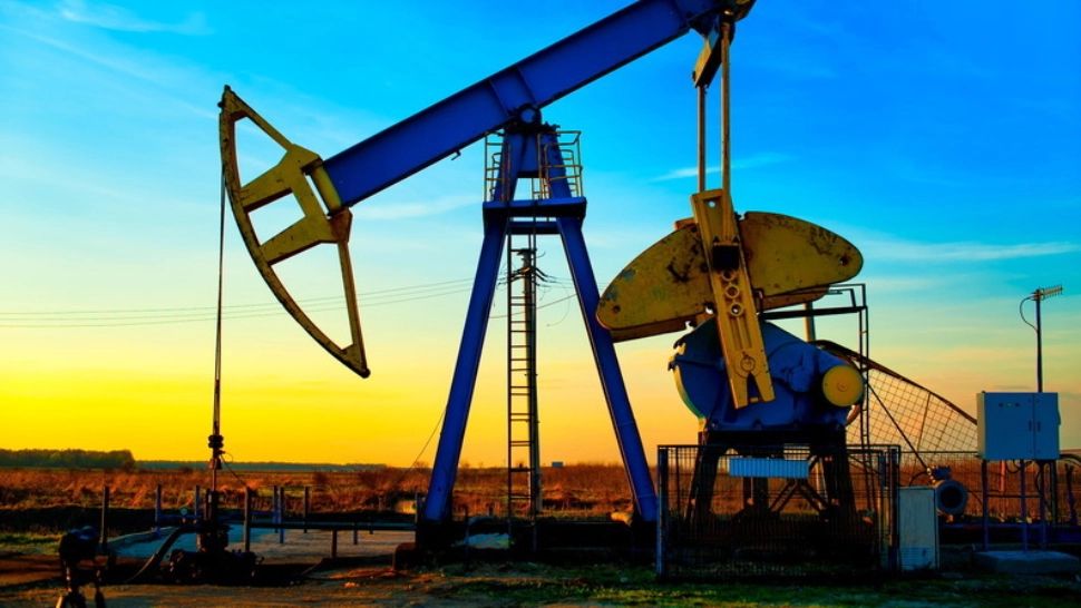 Irak și Emiratele Arabe Unite accelerează construcția de rute alternative de export al petrolului, după blocarea Strâmtorii Ormuz