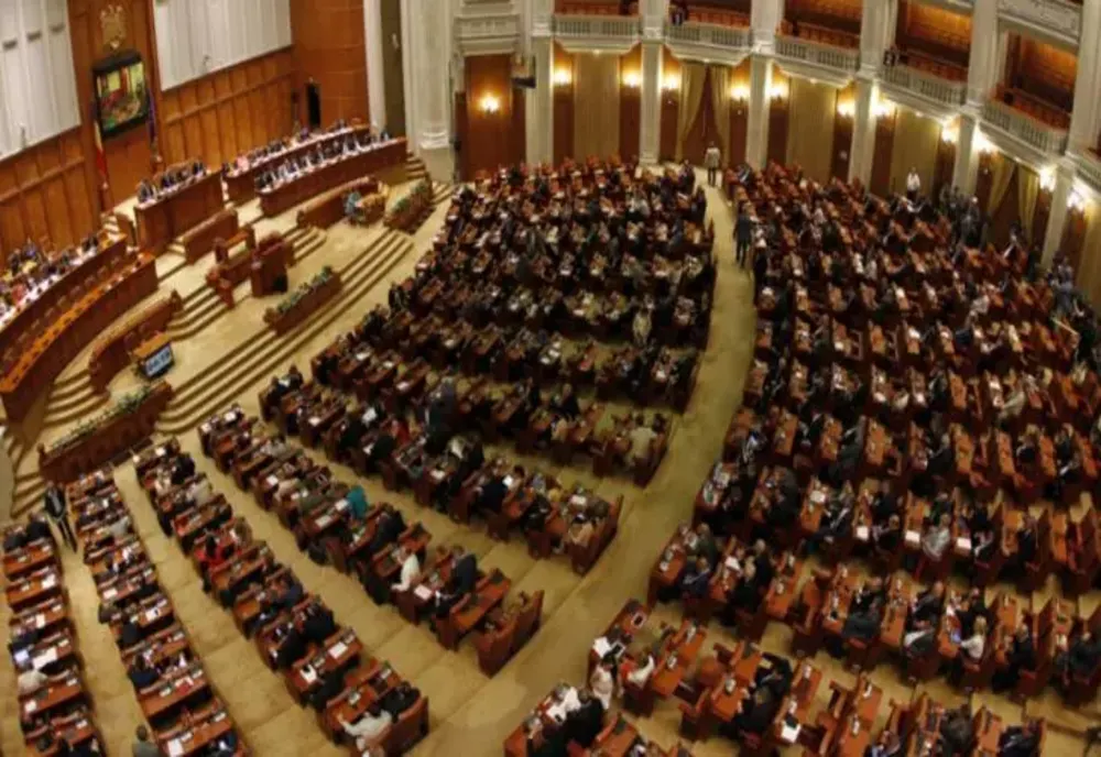Președintele, parlamentari, aleși locali și magistrați nu-și mai pot ține averile la secret. Proiectul de lege a trecut de Parlament