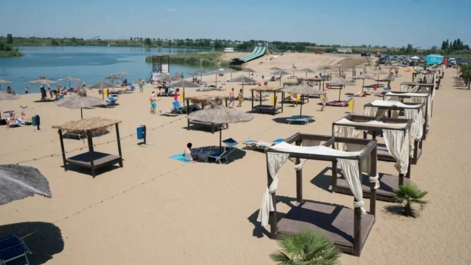 Tragedie în Spania. Cel puțin cinci morți după prăbușirea unei pasarele pe o plajă