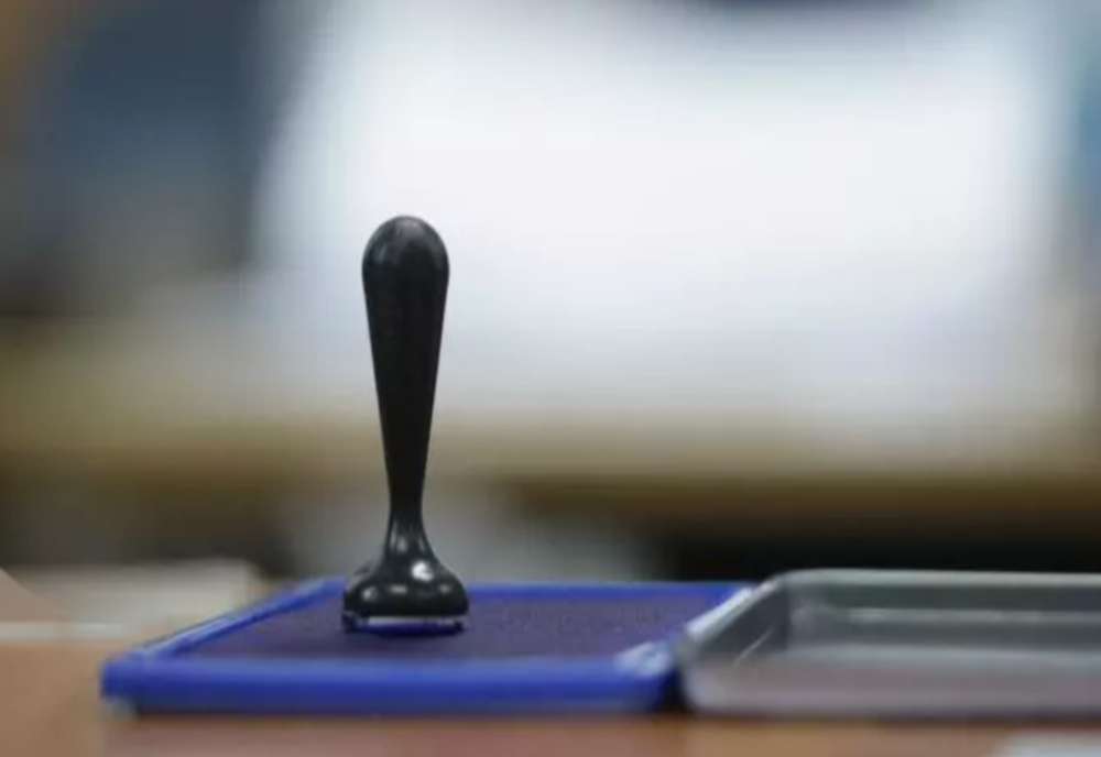 ALEGERI PARLAMENTARE - ULTIMA ZI ÎN CARE ROMÂNII DIN DIASPORA SE MAI POT ÎNSCRIE PENTRU A VOTA PRIN CORESPONDENŢĂ